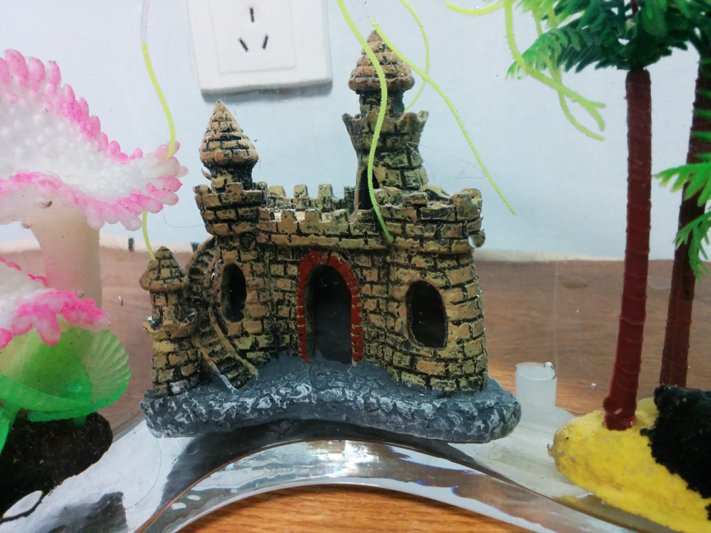 城堡别墅鱼缸造景摆件，树脂工艺品