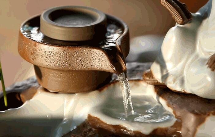 陶瓷创意流水摆件客厅喷泉,室内假山的石材禁忌