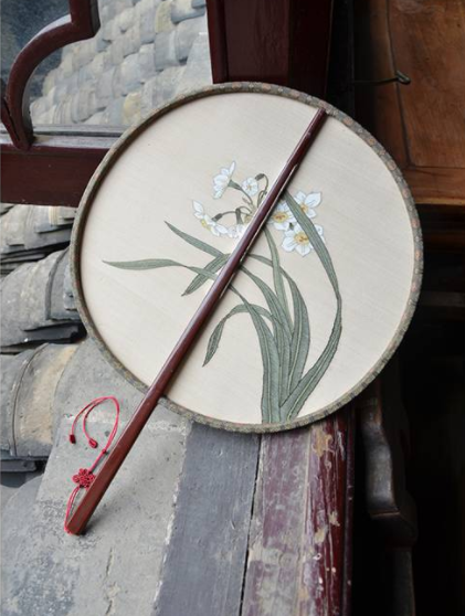 中国风古典复古团扇，绣花宫扇刺绣团扇
