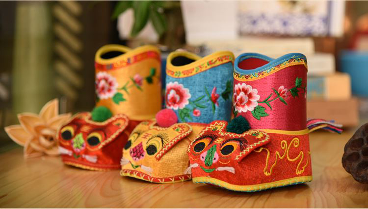 中国风传统手工怀旧迷你小鞋子简约刺绣笔筒