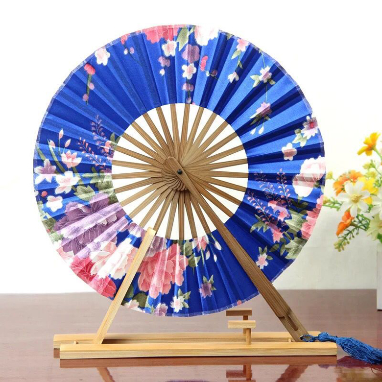 日式360度旋转圆形竹工艺团扇扇子图片