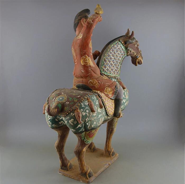 仿博物馆真品唐三彩绘画马上人狩猎马雕像