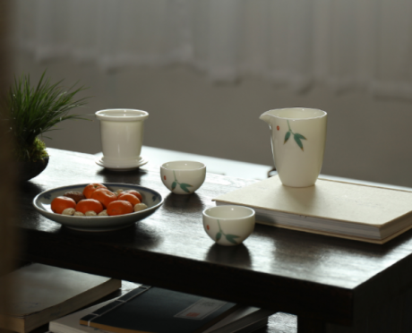 凝脂玉瓷简约茶具，一壶两杯功夫茶具