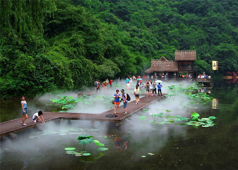 夏日的五岳之冠武当山