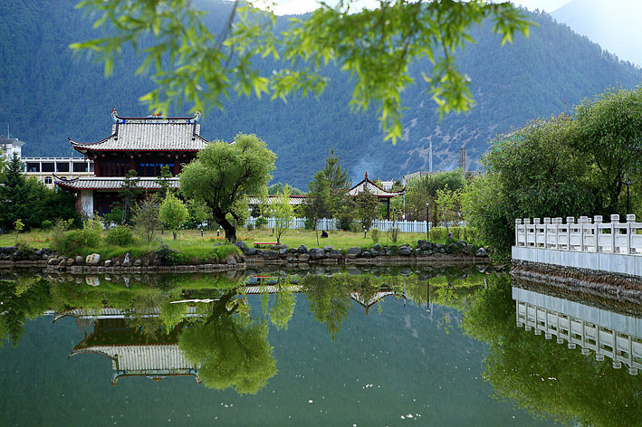 西藏江南地区林芝景色摄影